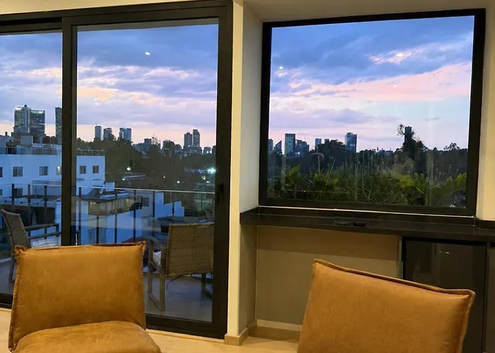 Hotel Bc503 Cozy Loft, Great Views, Fast Wifi, Balcony *